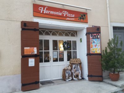 Restaurant Harmonia pizza